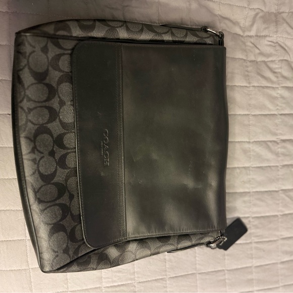 Houston Map Bag In Signature Canvas - Picture 7 of 7